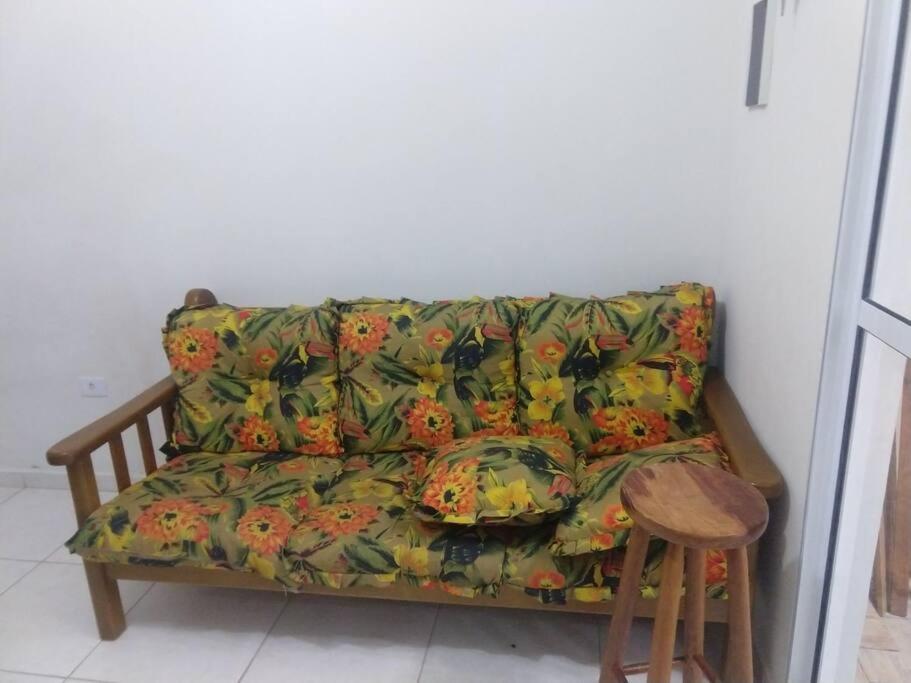 Casa Em Itanhaem Com 2 Quartos Garagem P 2 Carros, Churrasqueira, Piscina 200 M Da Praia Εξωτερικό φωτογραφία