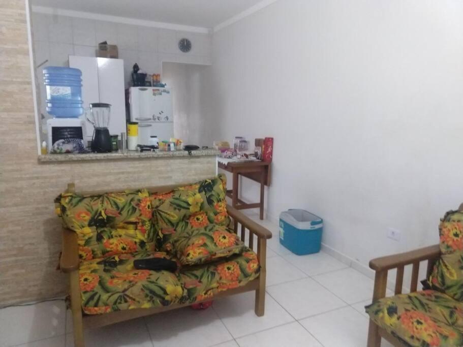 Casa Em Itanhaem Com 2 Quartos Garagem P 2 Carros, Churrasqueira, Piscina 200 M Da Praia Εξωτερικό φωτογραφία