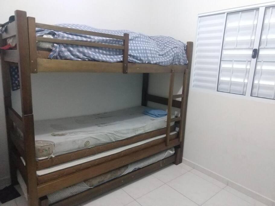 Casa Em Itanhaem Com 2 Quartos Garagem P 2 Carros, Churrasqueira, Piscina 200 M Da Praia Εξωτερικό φωτογραφία
