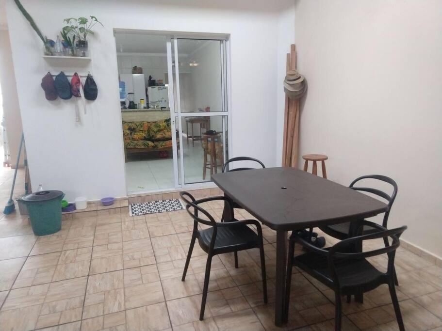 Casa Em Itanhaem Com 2 Quartos Garagem P 2 Carros, Churrasqueira, Piscina 200 M Da Praia Εξωτερικό φωτογραφία